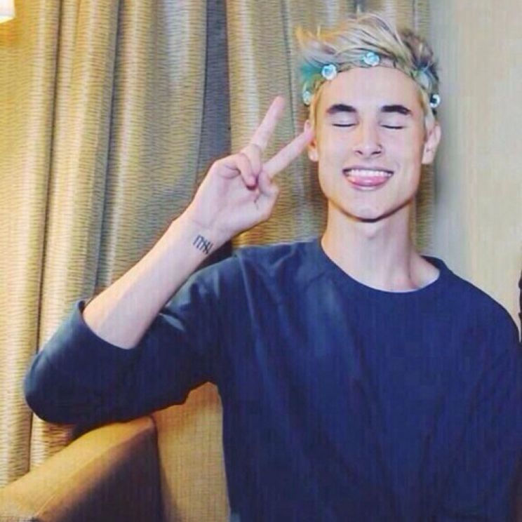 Kian Lawley