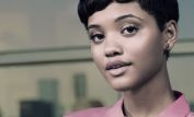 Kiersey Clemons