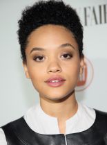 Kiersey Clemons