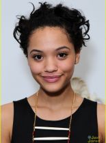 Kiersey Clemons