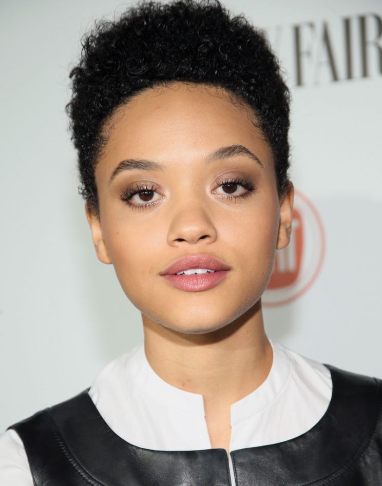 Kiersey Clemons