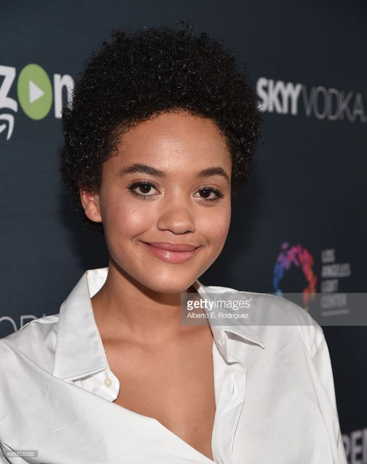 Kiersey Clemons