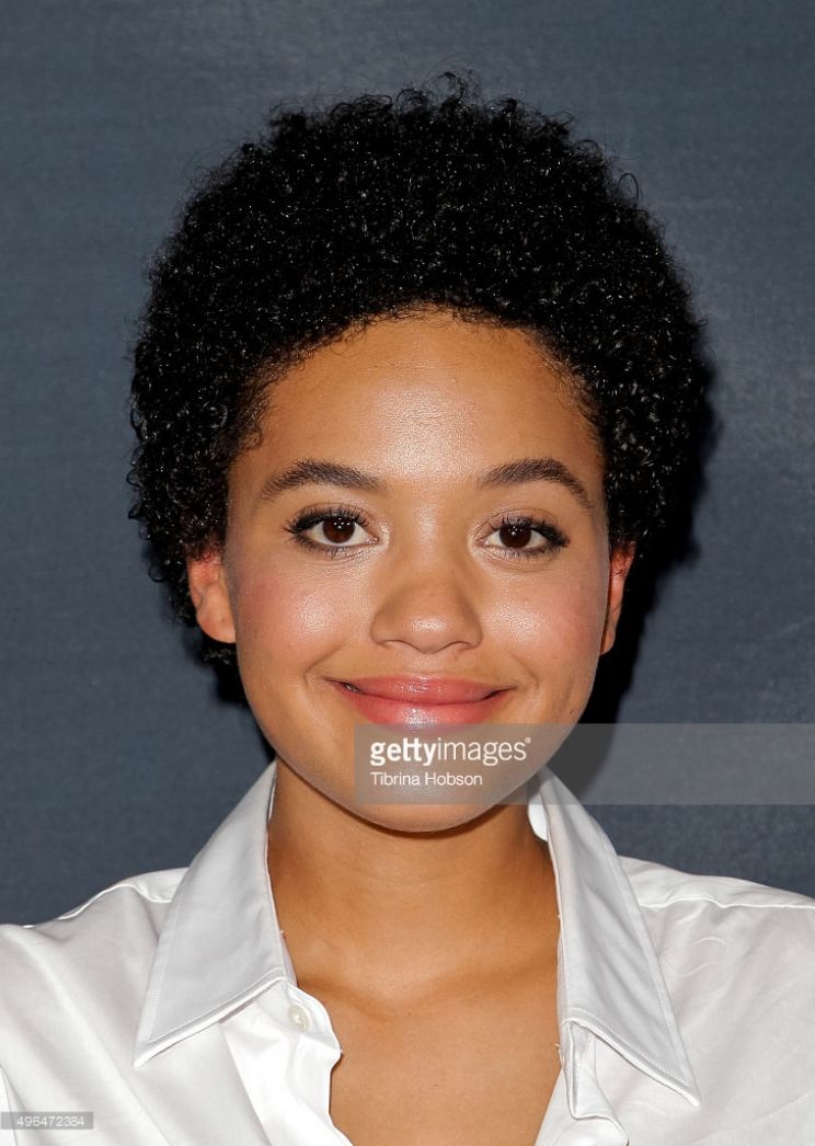 Kiersey Clemons