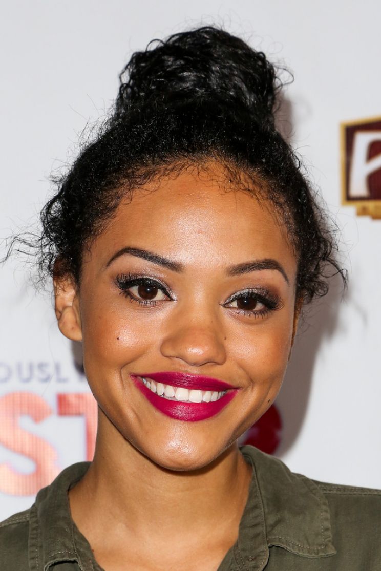 Kiersey Clemons