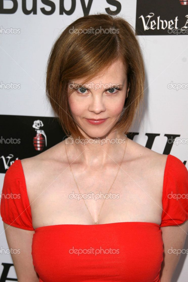 Kiersten Warren
