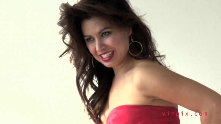 Kikey Castillo