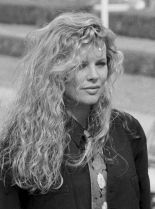 Kim Basinger