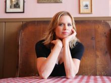 Kim Dickens