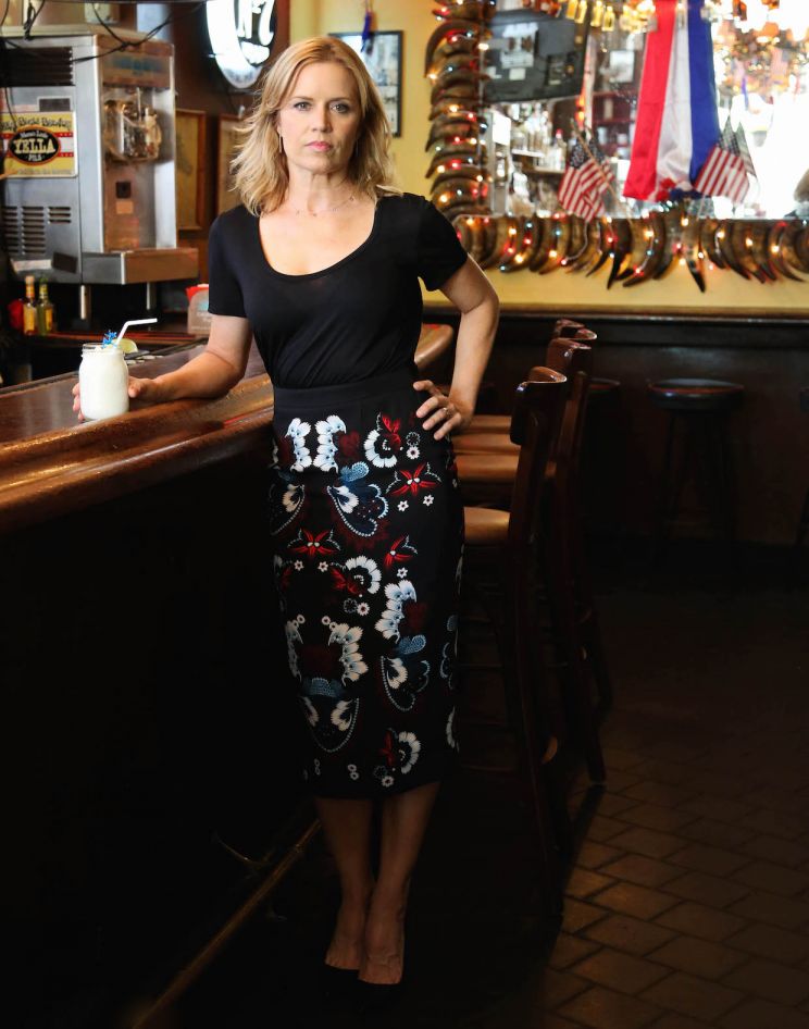 Kim Dickens