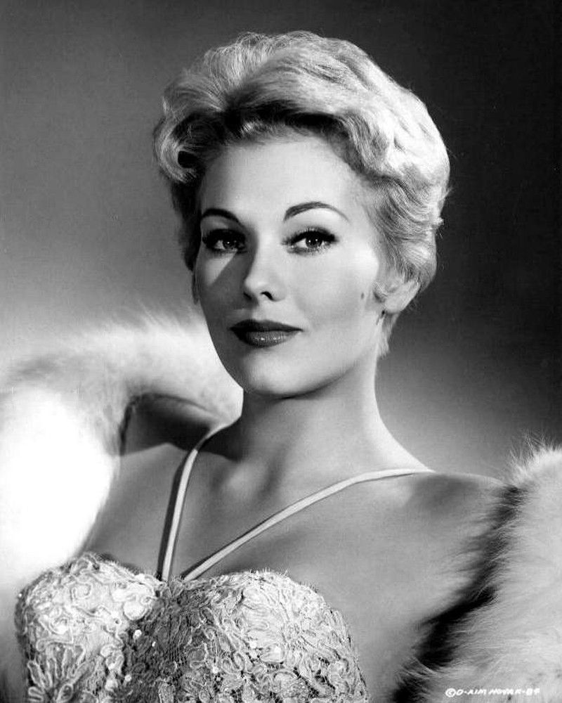 Pictures of Kim Novak