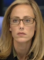 Kim Raver