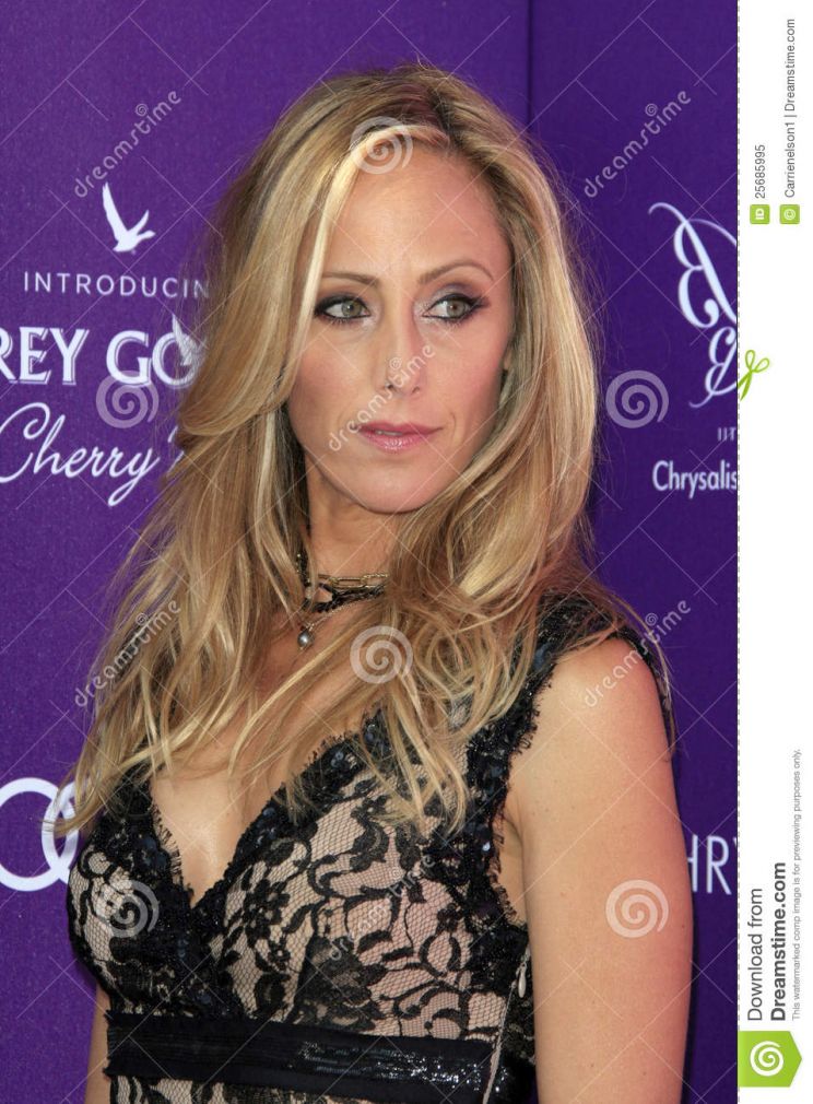 Kim Raver