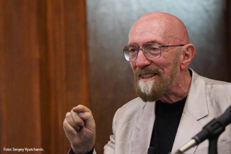 Kip Thorne