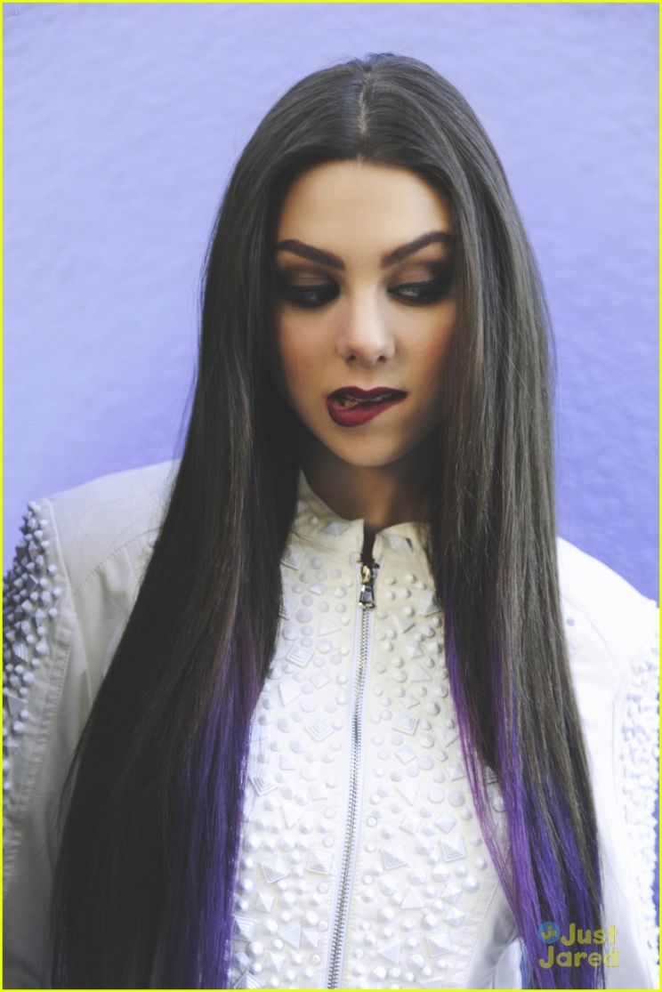 Kira Kosarin