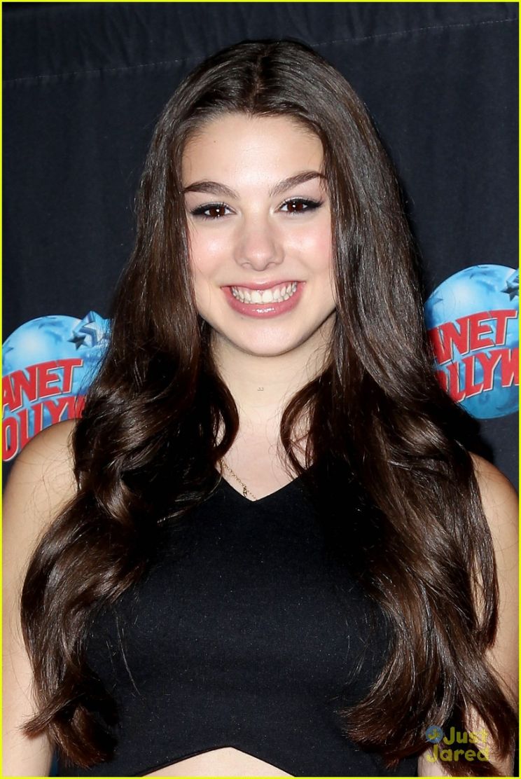 Kira Kosarin