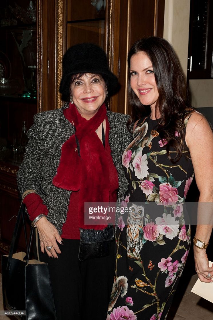Kira Reed Lorsch