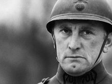 Kirk Douglas photo