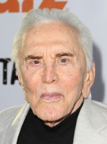 Kirk Douglas photo