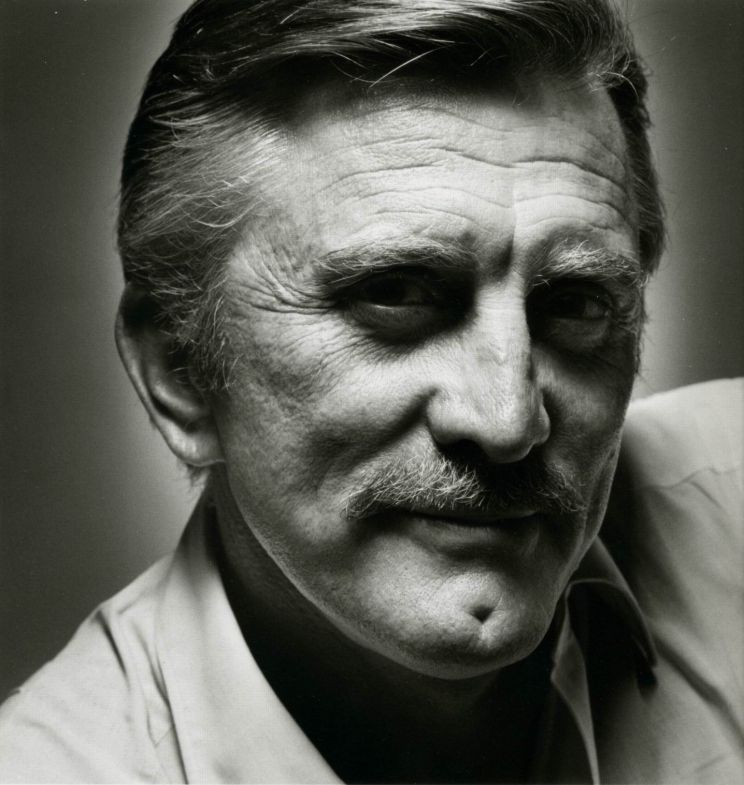 Kirk Douglas