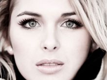 Kirsten Prout