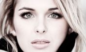 Kirsten Prout