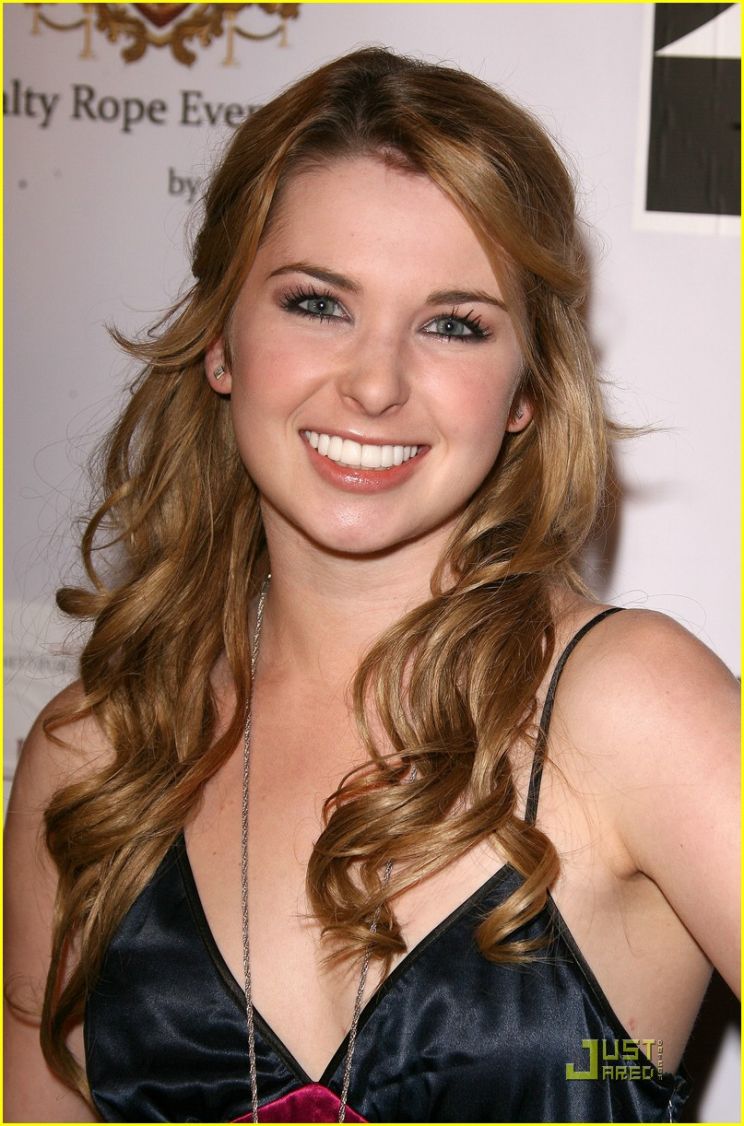 Kirsten Prout