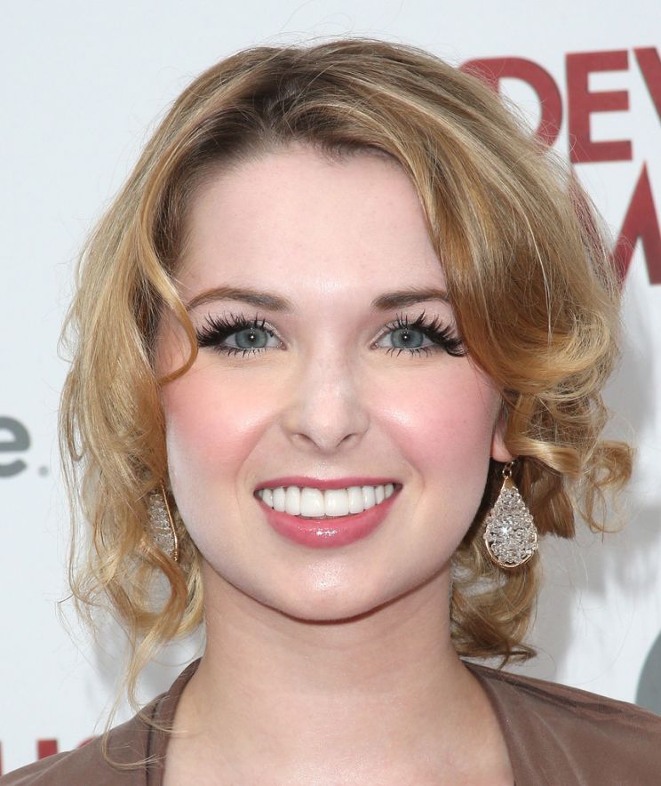 Kirsten Prout