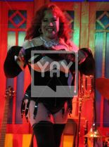 Kitten Natividad