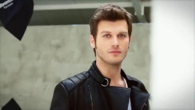 Kivanç Tatlitug