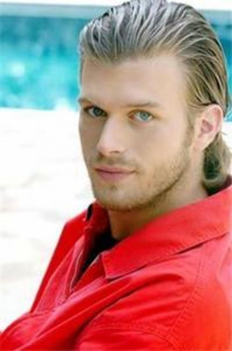 Kivanç Tatlitug