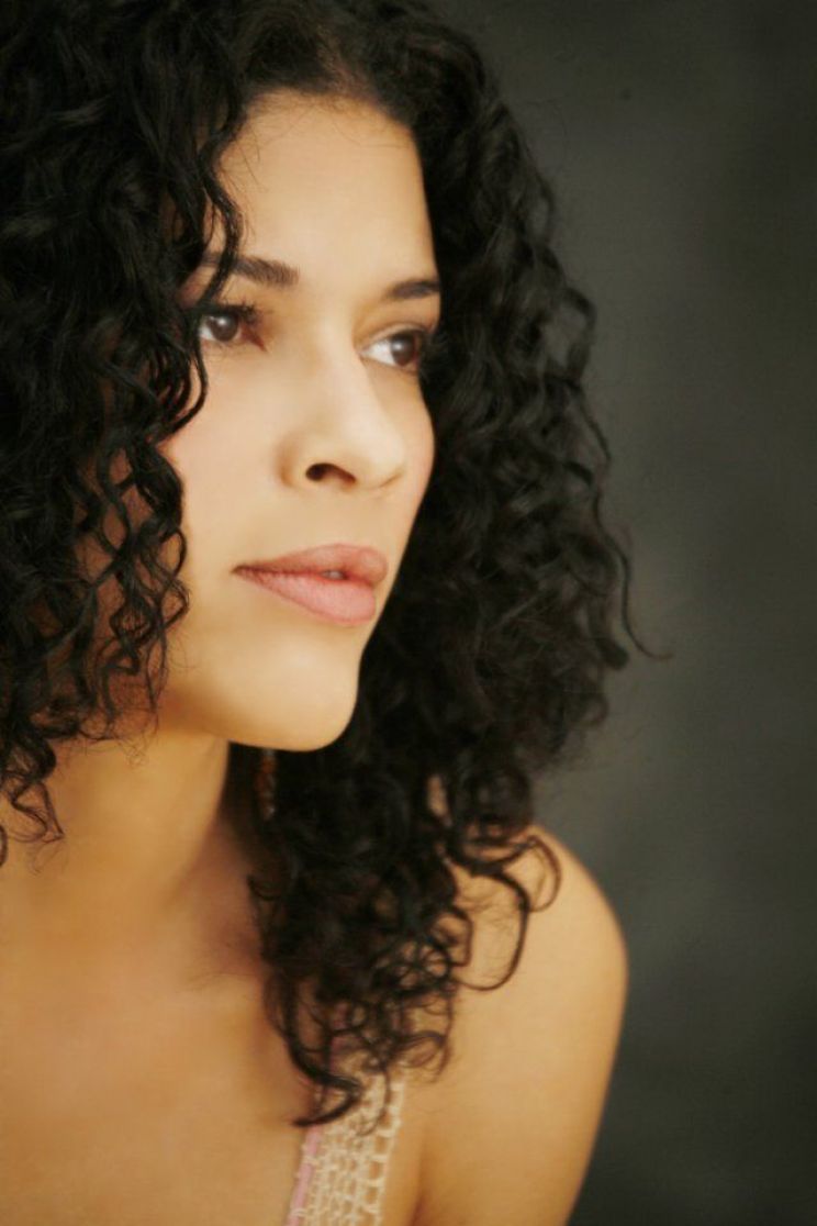 Klea Scott