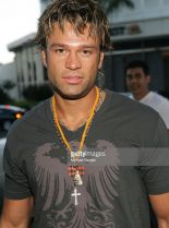 Kostas Sommer #2000948 picture (Portrait Medium)