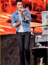 Kris Allen photo