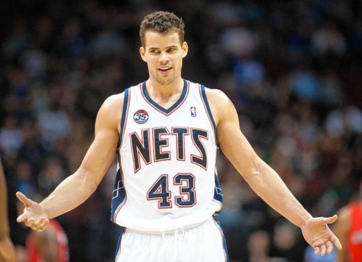 Kris Humphries