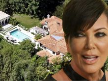 Kris Jenner photo