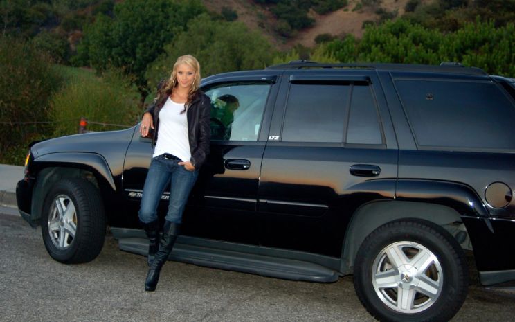 Kristen Renton