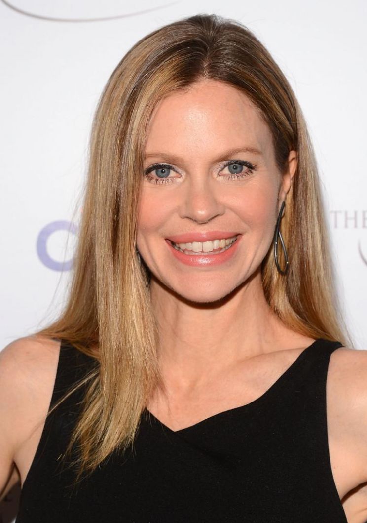 Kristin Bauer van Straten