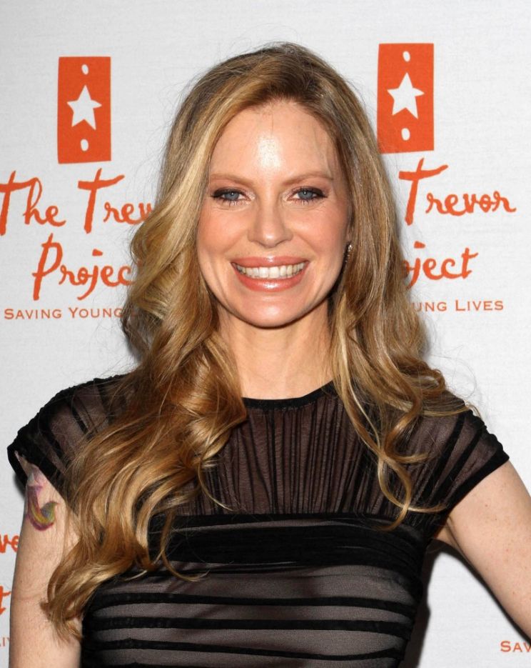 Kristin Bauer van Straten