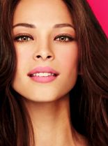 Kristin Kreuk photo