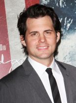 Kristoffer Polaha