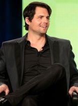 Kristoffer Polaha photo