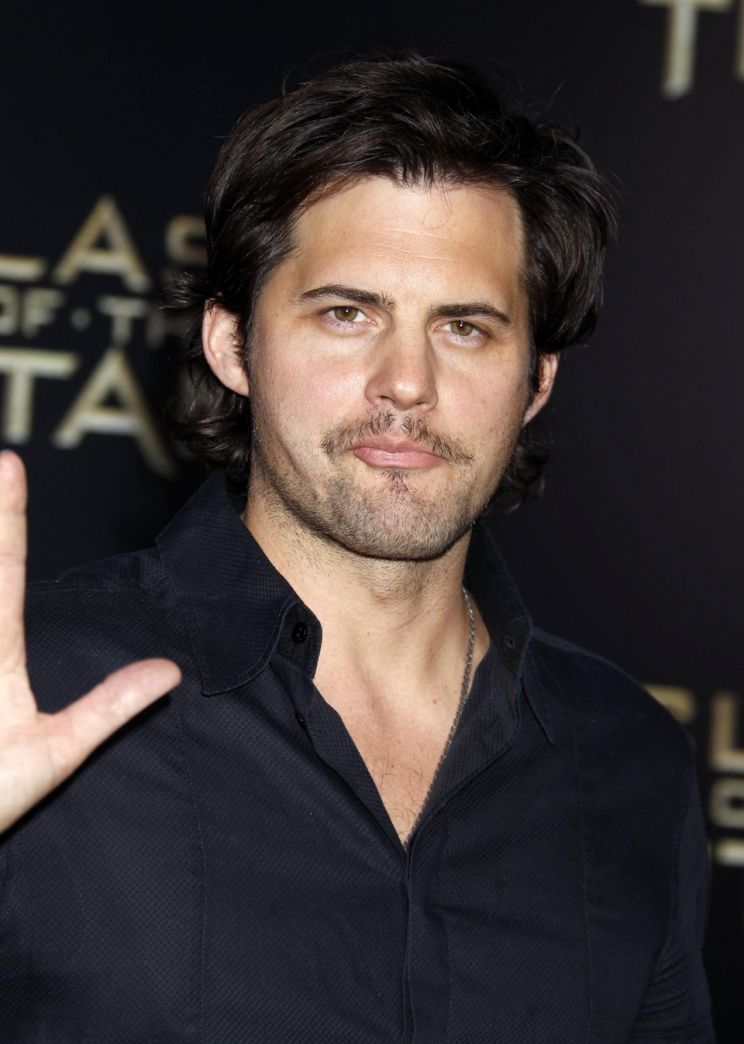 Kristoffer Polaha