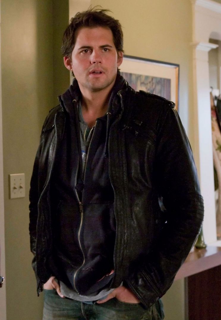 Kristoffer Polaha