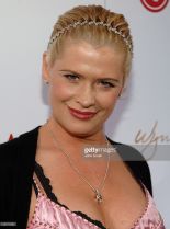 Kristy Swanson