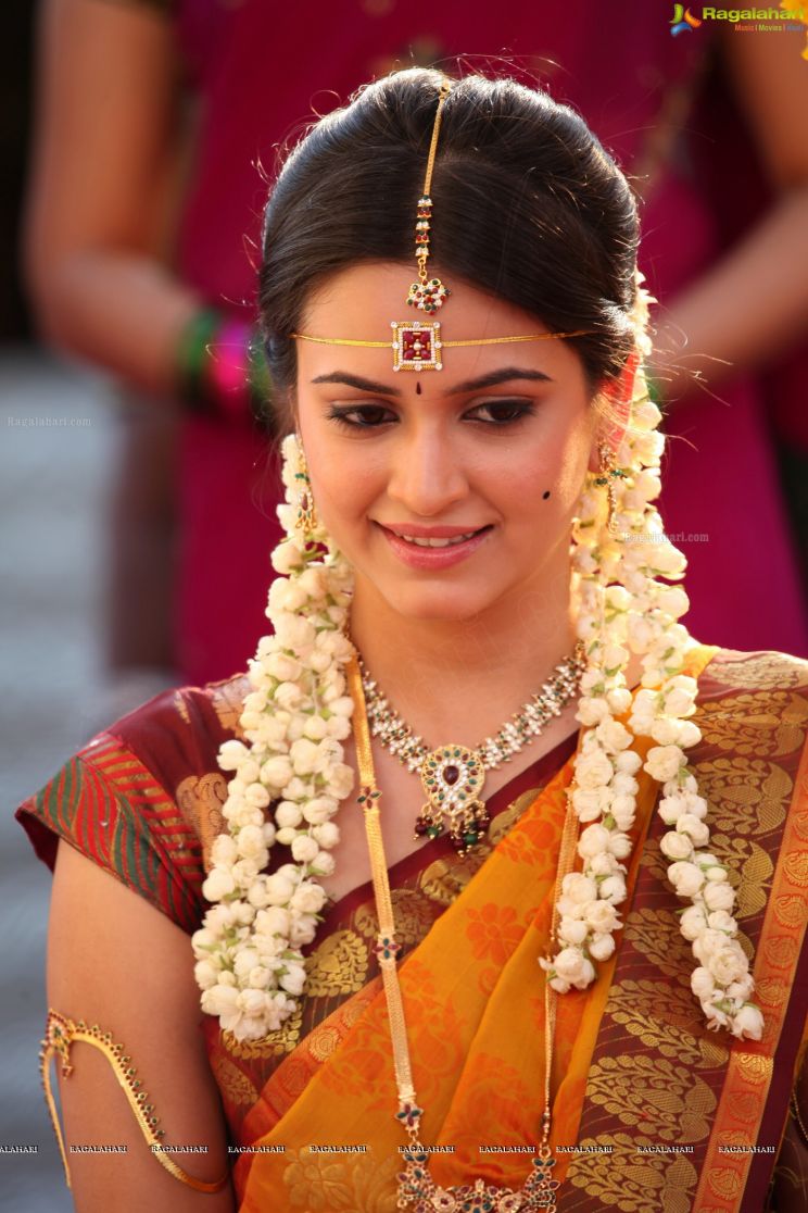 Kriti Kharbanda