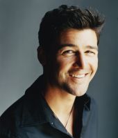 Kyle Chandler