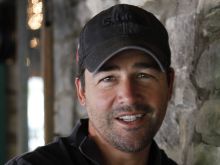 Kyle Chandler