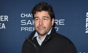 Kyle Chandler