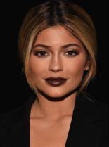 Kylie Cast photo