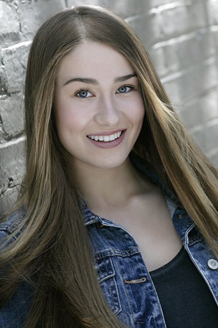 Kylie Cast